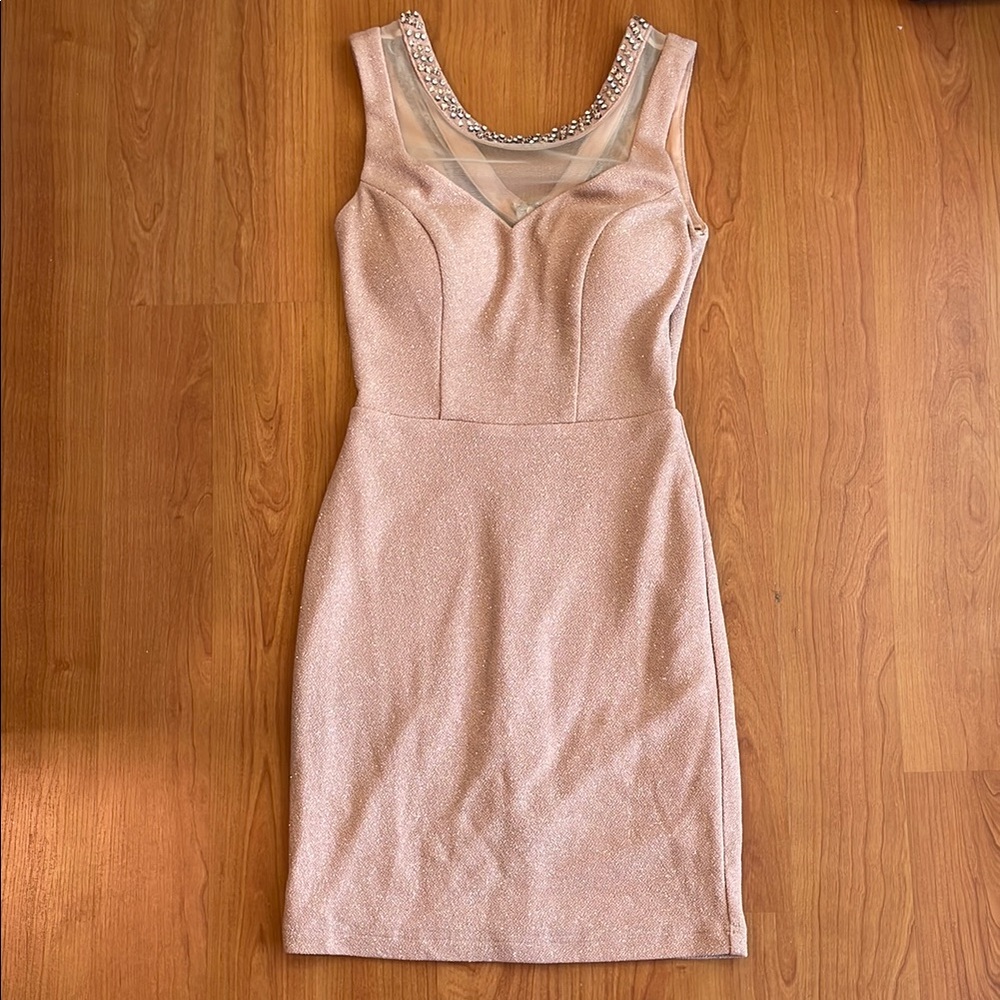 NWT City Studio Elegant Sleeveless Blush Dusty Rose Dress with Beaded Neckline 0